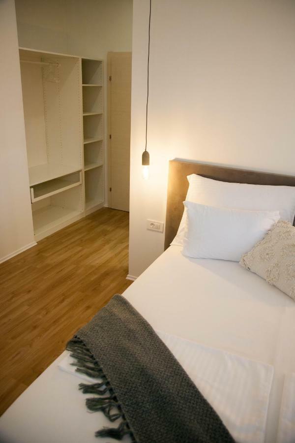 Soukki Town Centre Suites 1 Split Exterior foto